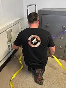 Sanglage d'un coffre-fort